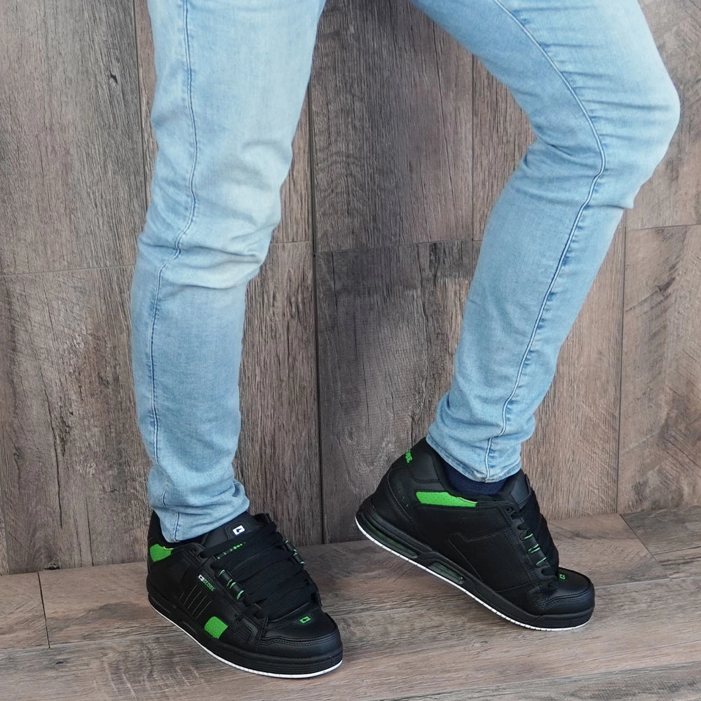 Globe Sabre Skate-Schuhe Black/Moto Green Herren – Bild 5