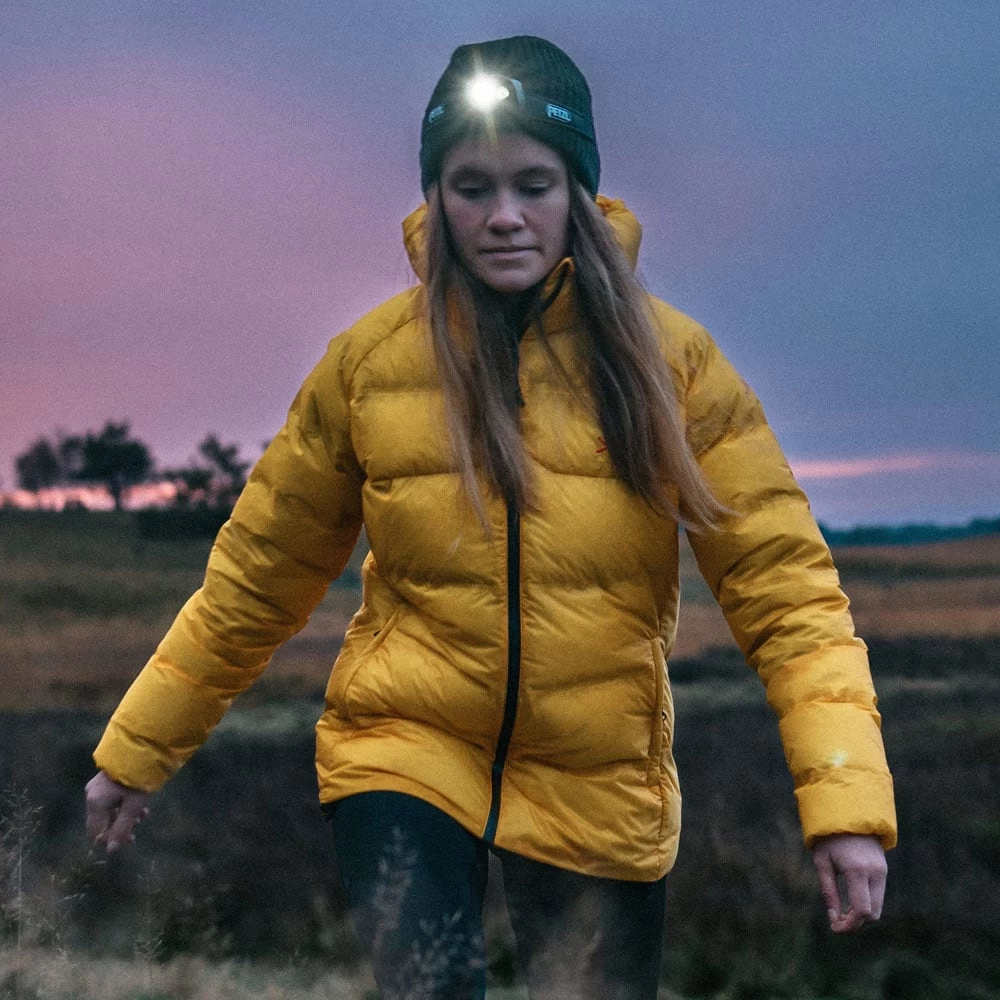 Y By Nordisk Lodur Daunenjacke Lemon Damen – Bild 8